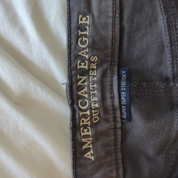 American Eagle High-Rise cargo Jegging - Picture 4 of 5
